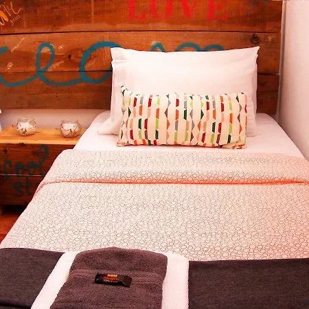 شقة Cute Studio By Helloapartments طوستا ديل سيلونثيو